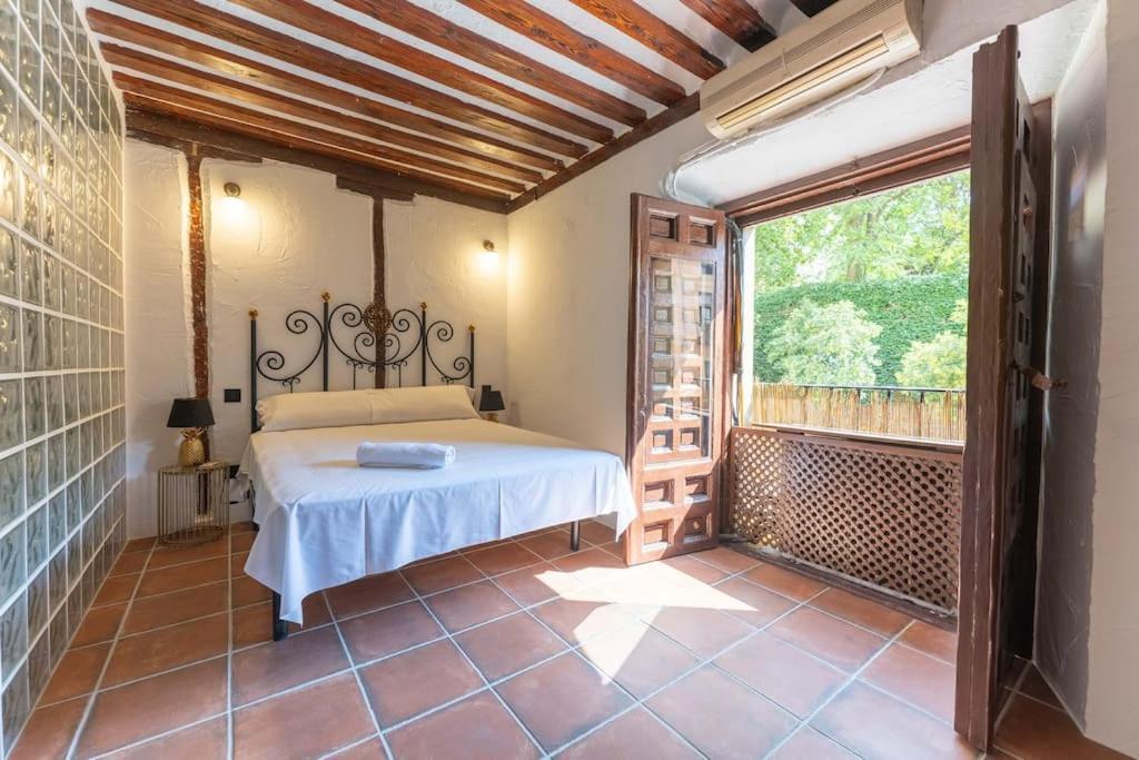 Encantador Apartamento En Calle Segovia Madrid Ngoại thất bức ảnh