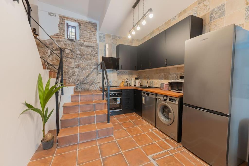 Encantador Apartamento En Calle Segovia Madrid Ngoại thất bức ảnh